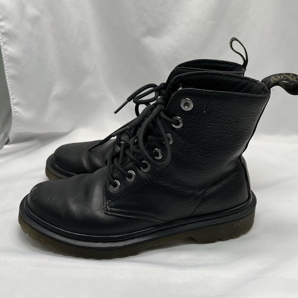 DR. DOC MARTENS LUANA WOMENS SIZE 7 AIR WAIR BLACK LEATHER COMBAT BOOTS Gorpcore
